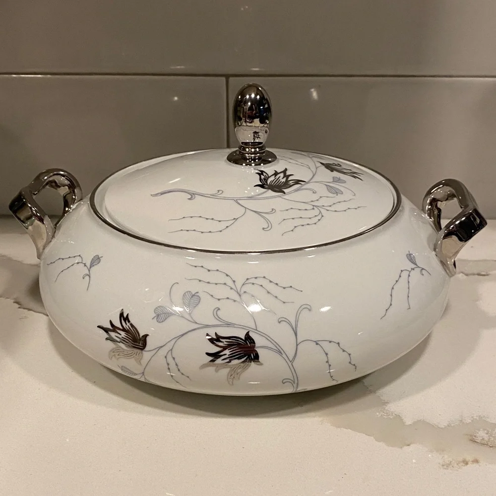 Vintage Bavaria Covered Vegetable Dish Floral - Picture 7 of 9